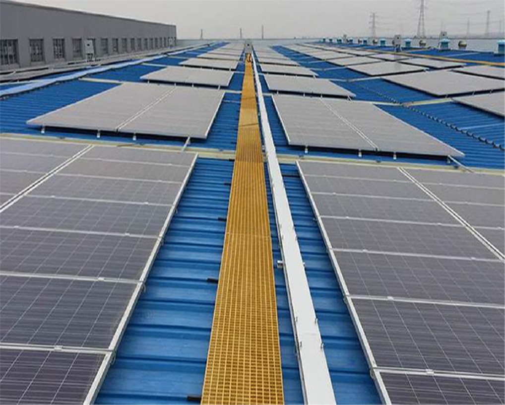 Durable FRP Walkway Systems for Solar Plants